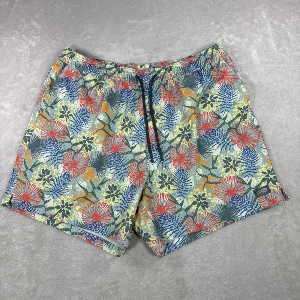 Aftco Fishing Cargo Shorts Mens Floral Size X-Large 5